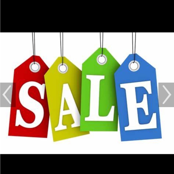 25% off entire closet! Add items to bundle, to  receive discount! - Picture 2 of 4